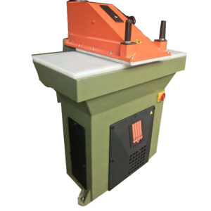 Refurbished second hand Atom SE25 hydraulic clicker press front view